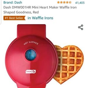 Dash DMW001HR Mini Heart Maker Waffle Iron